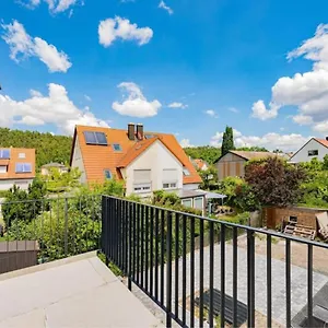 Geschmackvoller Neubau In Zirndorf. Apartment